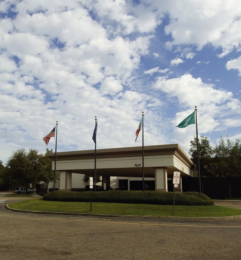 Ramada Inn Lafayette Conference Center Exterior foto